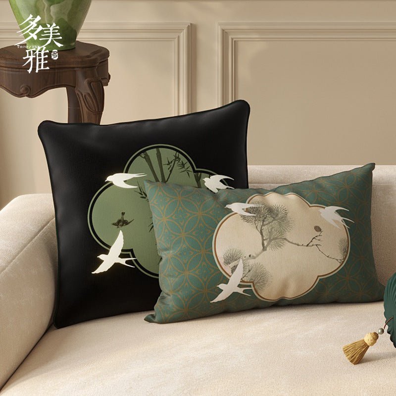 Tradition woven in silk, elegance preserved through time - Dear Eastern Lynn